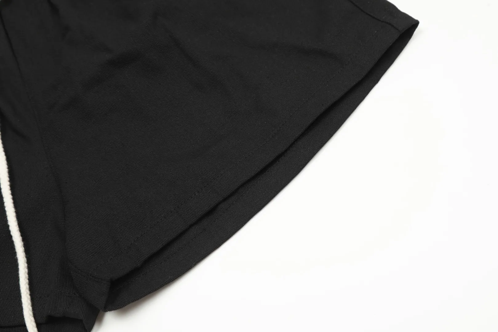 🅿️156 "Top Quality" Style No.: D001# [Ralph Lauren Paul small label war horse basic women's shorts] ✅Slim and sexy slim-fitting style for hot girls to show off the figure. Ten colorful colors. ✅Summer fresh, classic and versatile drawstring basic classic shorts. ✅Lazy style must-have item. The upper body has a fresh feeling. ✅Pure cotton twill wash, fermentation wash treatment, retro and texture. ✅Specially for platform live broadcast. Wholesale entities. Summer running style ✅Simple and easy to match, light American style, super great ✅Summer standard, small and sexy is YYDS, a must for petite girls. Color: light blue white dark green orange light green colored blue yellow pink khaki black Size: S-L #Elastic waistline can be stretched